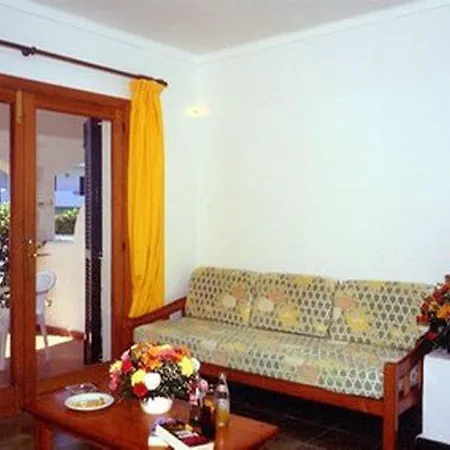 Bluesea Ses Cases D'or Aparthotel 4*
