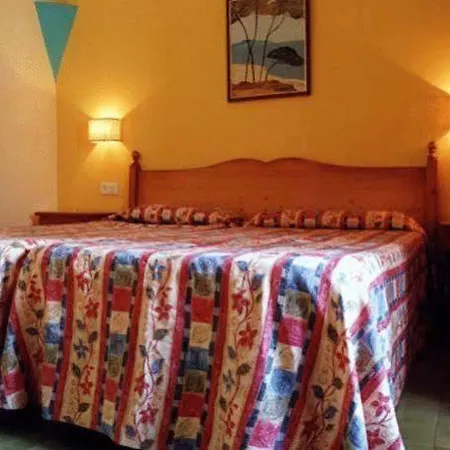 Bluesea Ses Cases D'or Aparthotel 4*